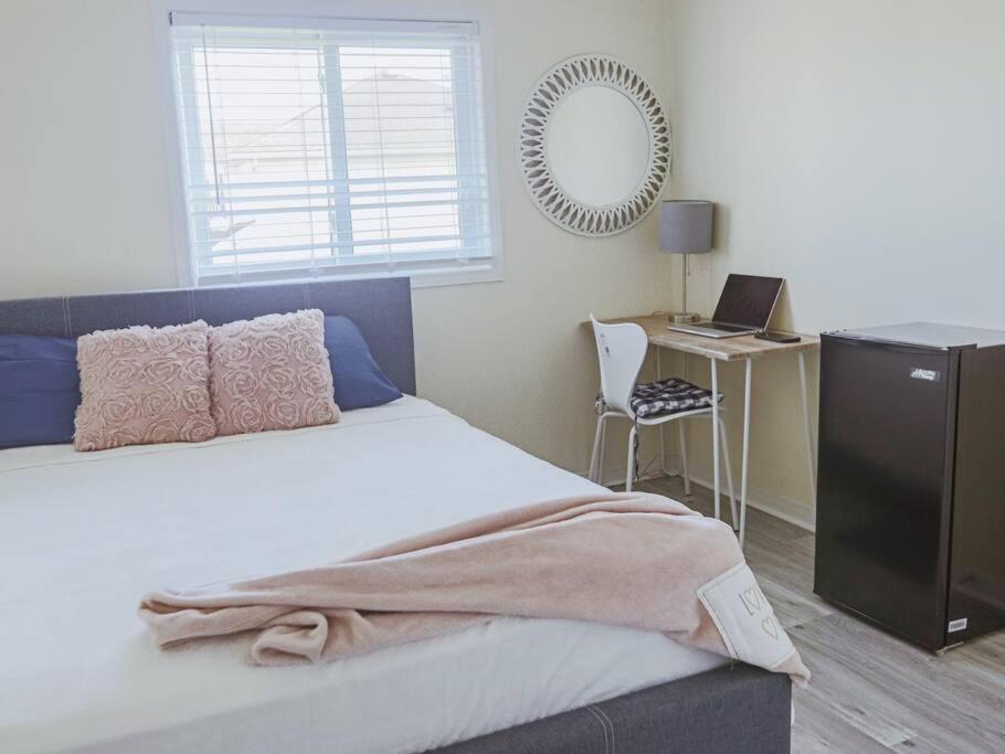 Kitchener-waterloo Cozy House * Kitchener